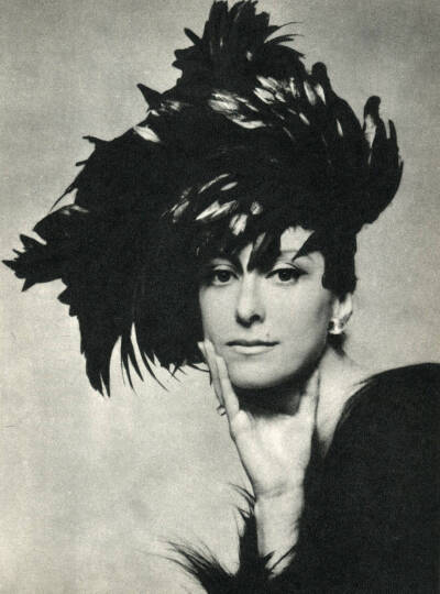 60年代著名摄影师Richard Avedon镜头下的俄罗斯芭蕾女皇Maya Plisetskaya
