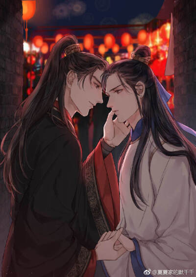 #逐王# 跳坑到50章！！我来记录美好时刻辽！灯会上戴面具的小狼王和思空~真甜！别叫醒我！@水千丞 lof:O网页链接 ​​​​