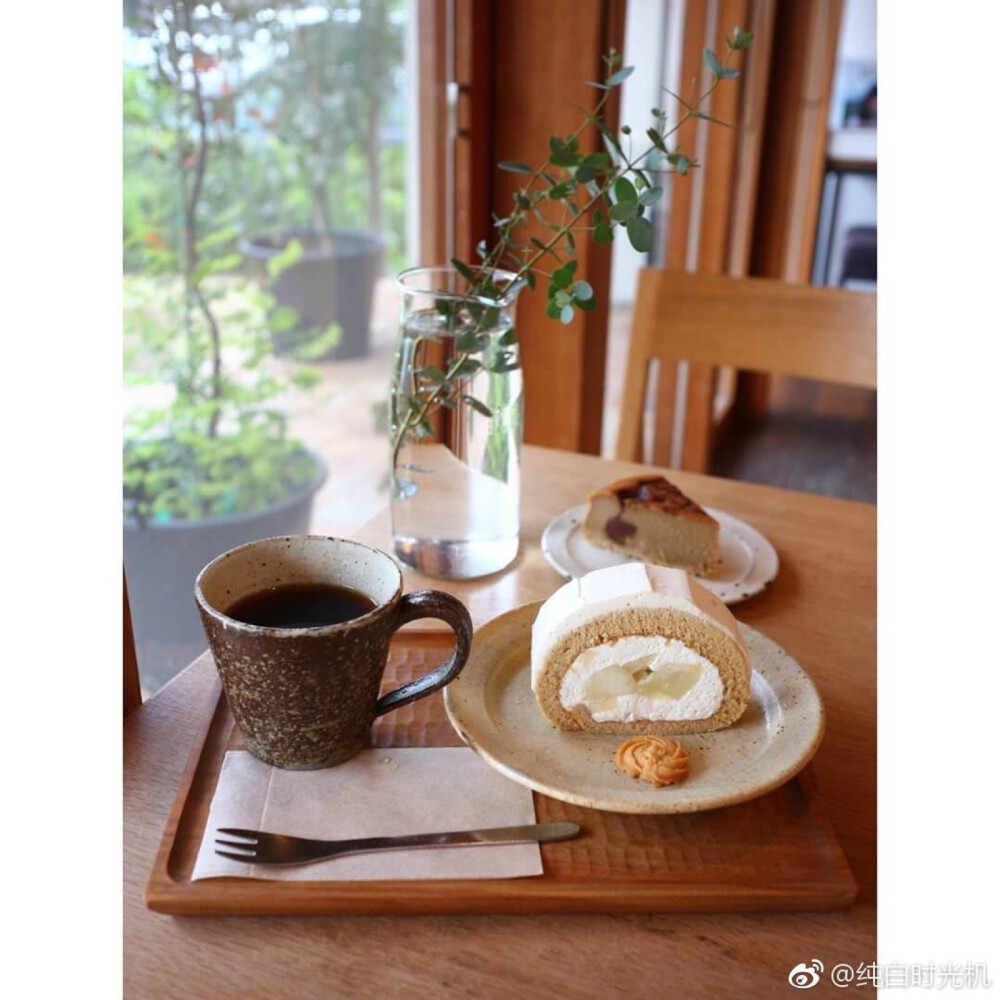 一个人吃甜点的时候，我也是开心的。
#美食[超话]##美食摄影[超话]##365天早餐不重样[超话]#