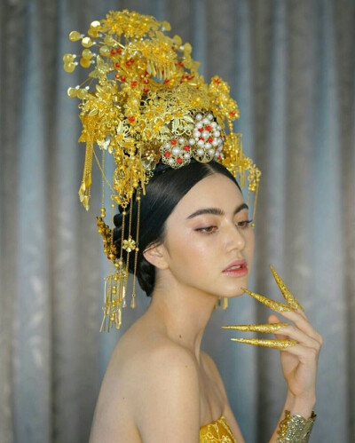 Mai Davika Hoorne