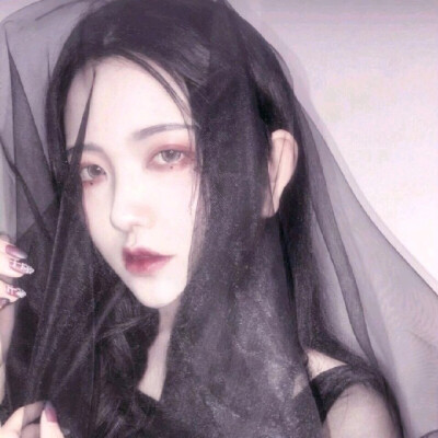 物极必反人美必单