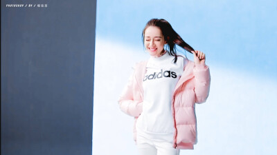 cr：椰吱荼
迪丽热巴代言Adidas