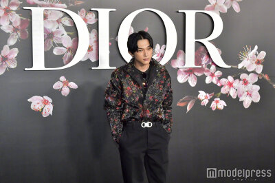 吉沢亮 今天出席时尚品牌「DIOR」2019 Pre-Fall Men's Collection活动照