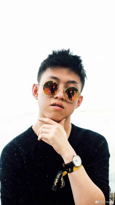 七哥 rich Brian多大图片