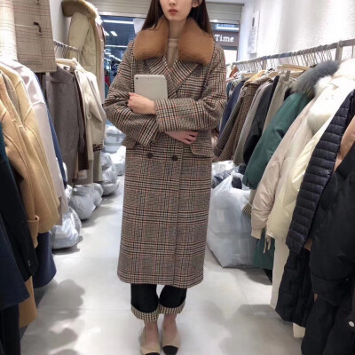 2018冬季女装新款韩版复古百搭宽松显瘦格子毛领毛呢外套呢子大衣
