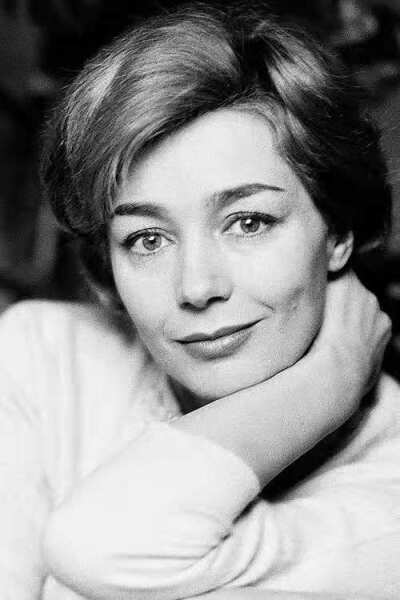 埃玛妞丽娃
Emmanuelle Riva
法国女演员.1927-2017年.第38届凯撒奖最佳女演员