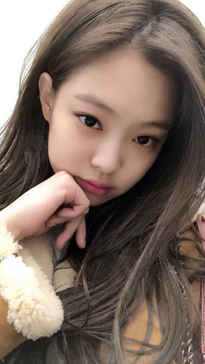 Jennie壁纸无水印♥
仙女本仙没错了