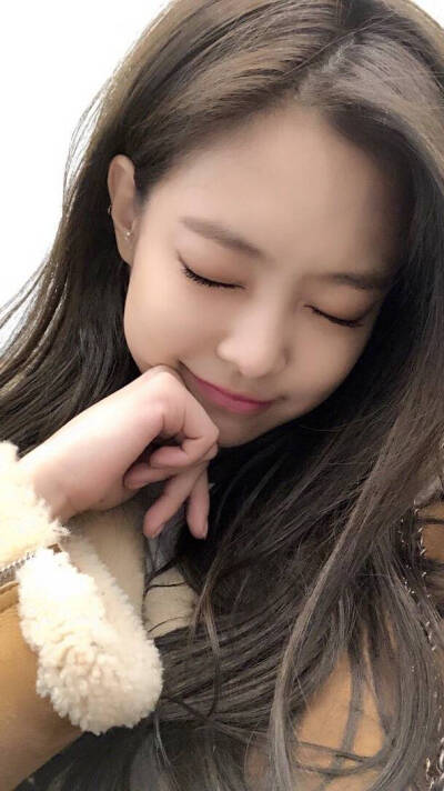 Jennie壁纸无水印♥
仙女本仙没错了