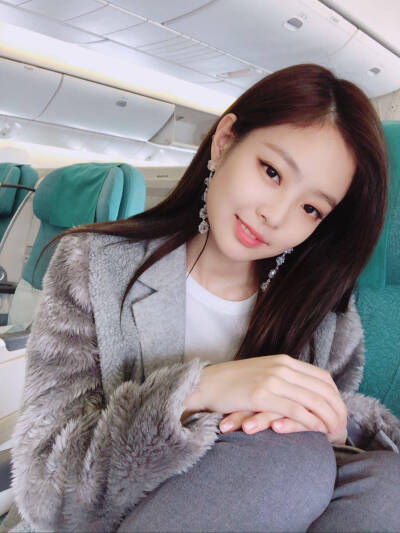 Jennie壁纸无水印♥
仙女本仙没错了