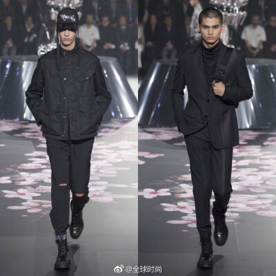 Dior 2019早秋男装系列东京发布秀，此次迪奥男装艺术总监KIM JONES从日本传统文化与日本当代艺术家空山基的作品中汲取灵感，并将此成功融入整个早秋男装系列的设计中，呈现出这场极具未来感的时尚大秀。