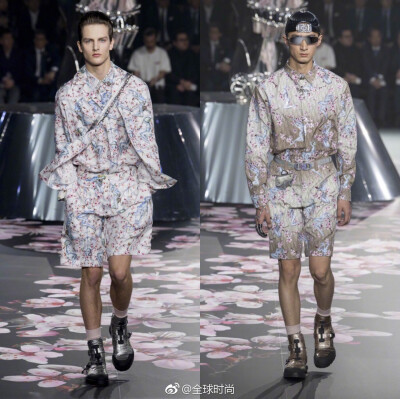 Dior 2019早秋男装系列东京发布秀，此次迪奥男装艺术总监KIM JONES从日本传统文化与日本当代艺术家空山基的作品中汲取灵感，并将此成功融入整个早秋男装系列的设计中，呈现出这场极具未来感的时尚大秀。