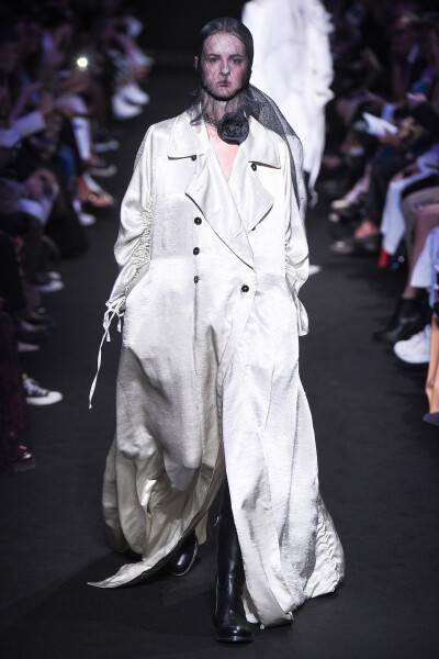 Ann Demeulemeester 2019 春夏高级成衣