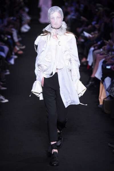Ann Demeulemeester 2019 春夏高级成衣