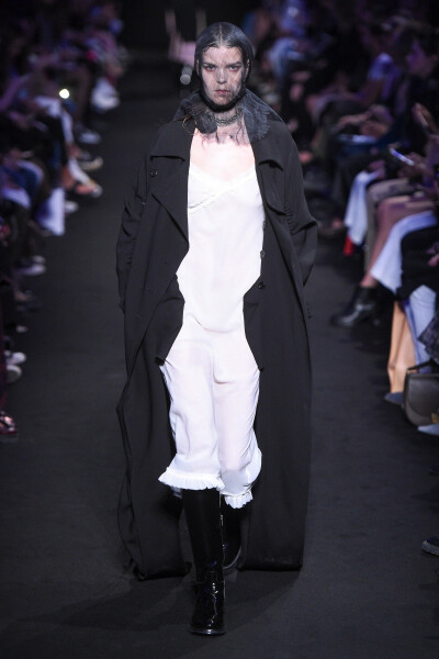 Ann Demeulemeester 2019 春夏高级成衣