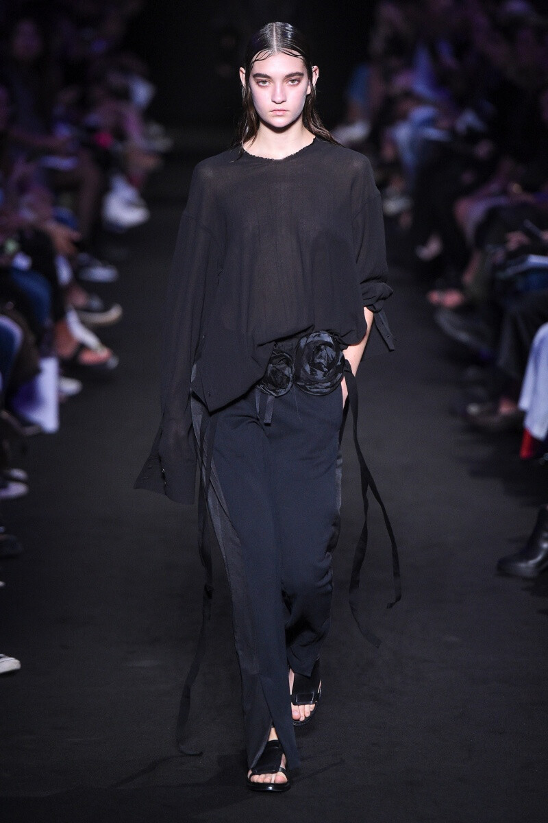 Ann Demeulemeester 2019 春夏高级成衣