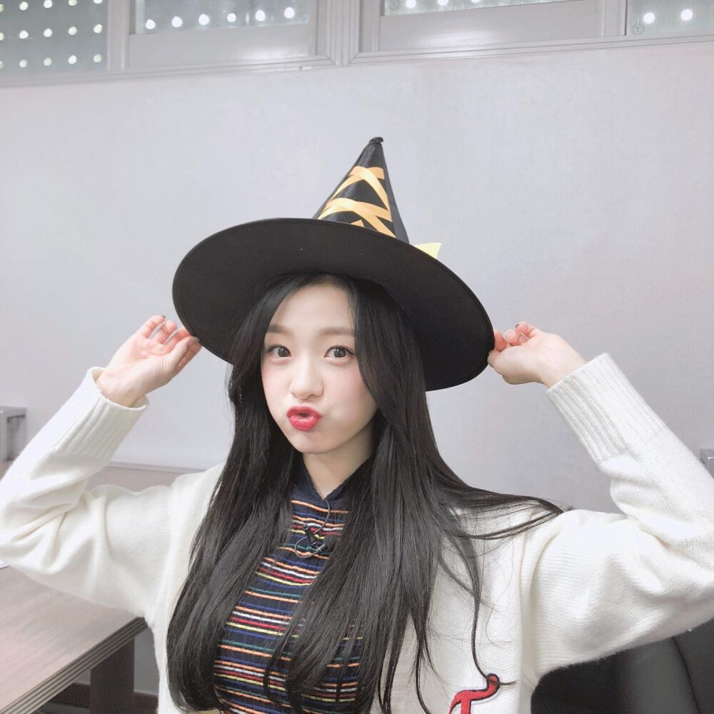 april 李真率 - 堆糖,美图壁纸兴趣社区