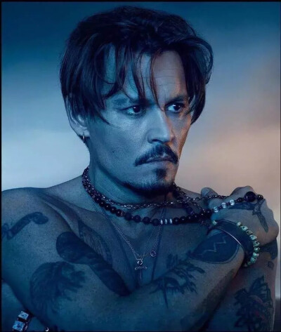 —演员—
约翰尼·德普
Johnny Depp
他太好看了