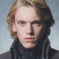 青年格林德沃
扮演者 杰米·坎贝尔·鲍尔Jamie Campbell Bower