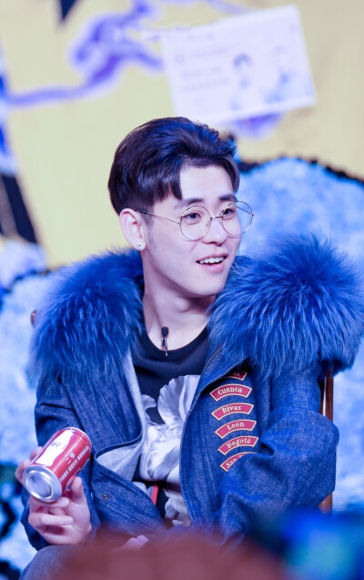 张云雷 二爷 小编儿哥哥