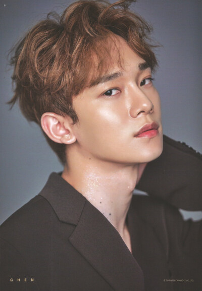 EXO CHEN 金钟大 cr: xo_pitapat ​​​​