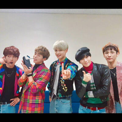 SHINee
