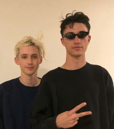 戳爷 troye sivan 特洛耶希文 布布 jacob bixenman 雅各布 近期 自截 ins [杨晋戈]