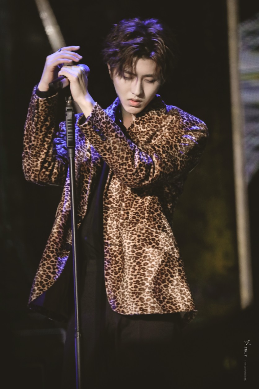 cr:ei·rey_蔡徐坤0802 20181208第十二届音乐盛典咪咕汇《good