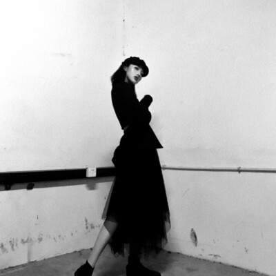 自截
二传注明：星满窗