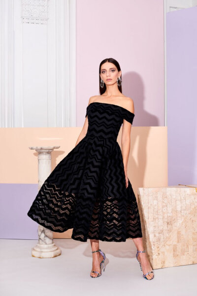 克里斯蒂安·西里亚诺 Christian Siriano 2019早秋系列Lookbook (Pre-Fall 2019)