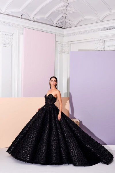 克里斯蒂安·西里亚诺 Christian Siriano 2019早秋系列Lookbook (Pre-Fall 2019)