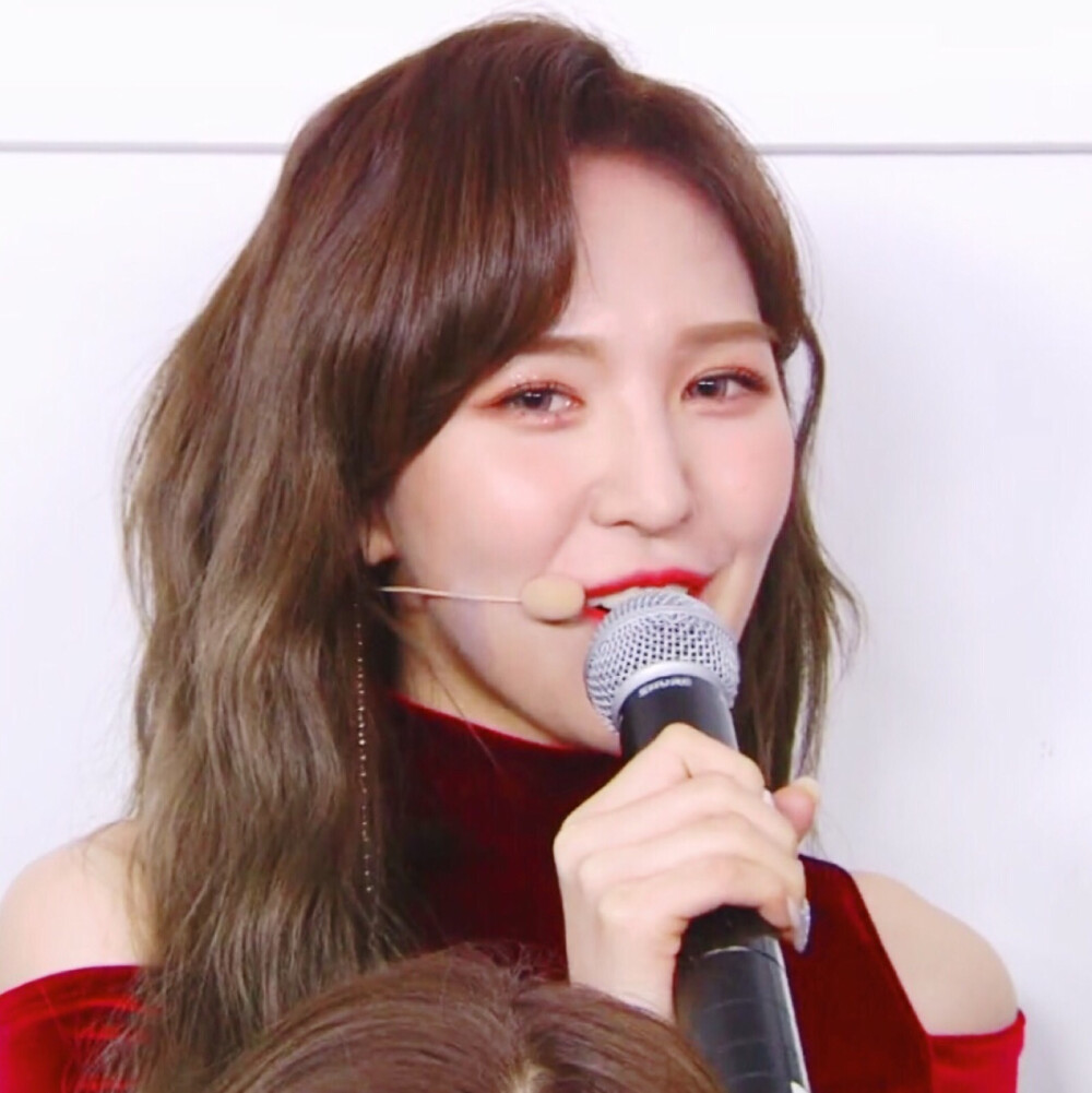 wendy 孙胜完 孙承欢 头像 自截自调