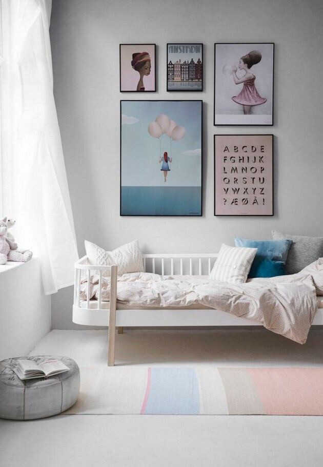 清新的橙色与蓝色，绿色点缀着整个空间，使之更加有颜色的层次感，充盈着温馨的味道