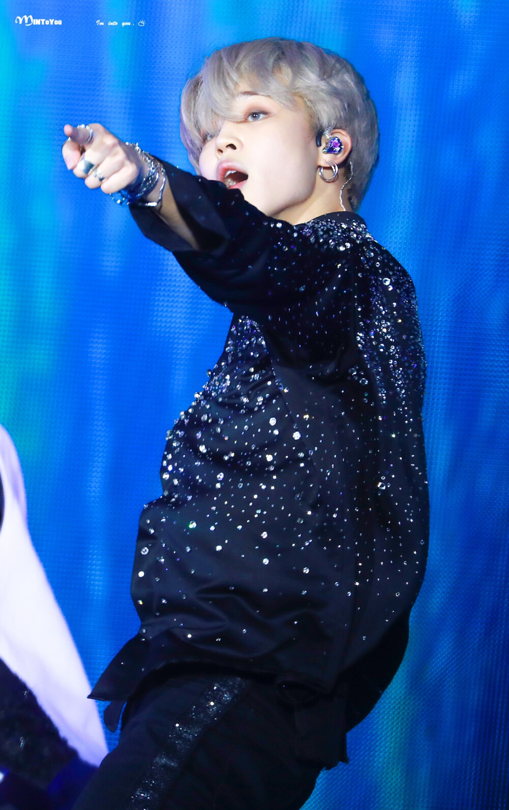 朴智旻Jimin旻旻糯米团子박지민Chimchim.
ᴄʀ.MINToYou_1013