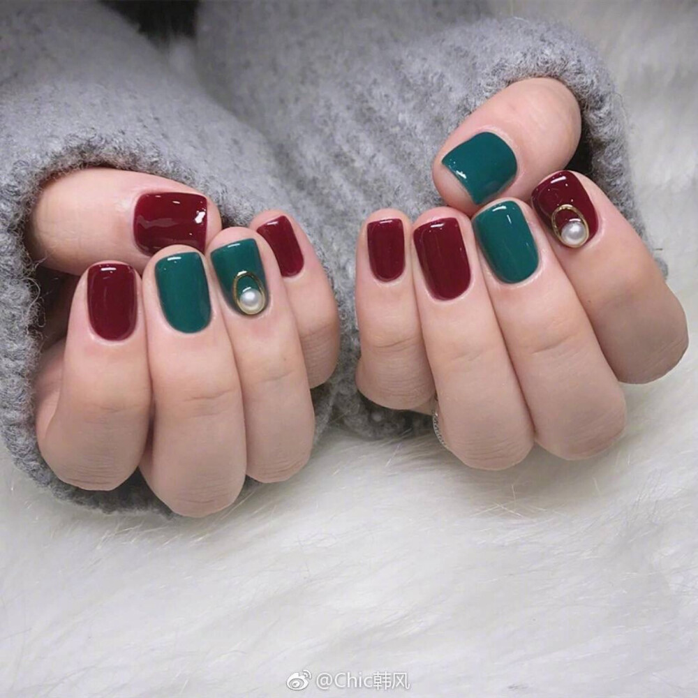 autumn and Christmas nails