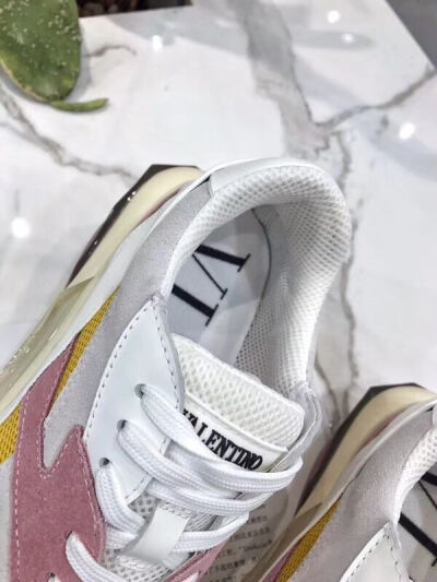 Valentino Garavani VLTN sneakers for women.Genuine leaher.35-40