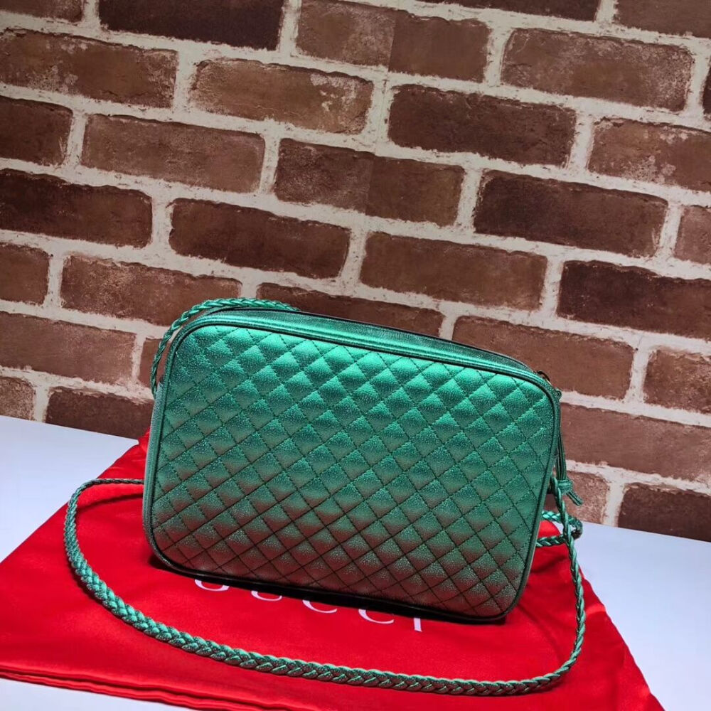 gucci flap baga for women. genuine leather. 541061 size :25x16.