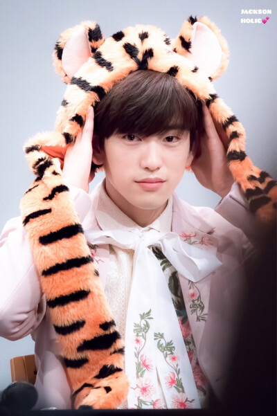 JinYoung 