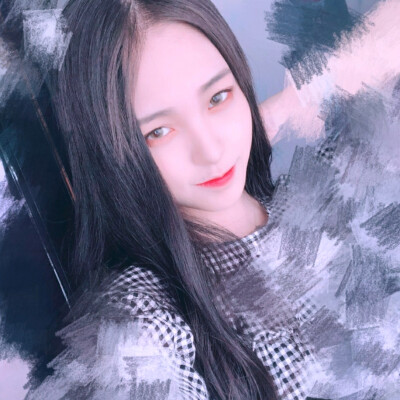 SNH48徐子轩
二传标注南聆，侵权致歉