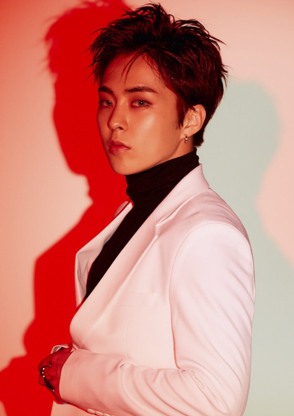 EXO正规五辑后续专辑《LOVESHOT》XIUMIN 金珉锡