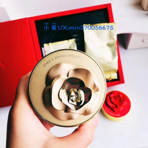 OHUI欧蕙11月限量 
     玫瑰花朵气垫BB套盒 
一金一红，送两个替换芯，颜值太漂亮了