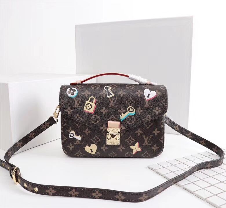 LV POCHETTE METIS totes for women.M43991 M40780 M44366 25.0 x 19.0 x 7.0 cm material :- Monogram canvas.