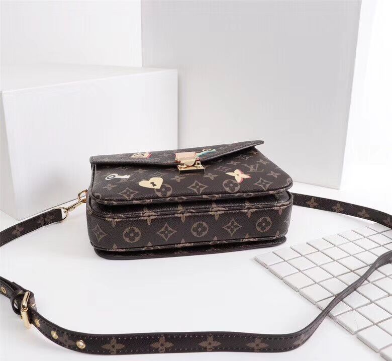 LV POCHETTE METIS totes for women.M43991 M40780 M44366 25.0 x 19.0 x 7.0 cm material :- Monogram canvas.