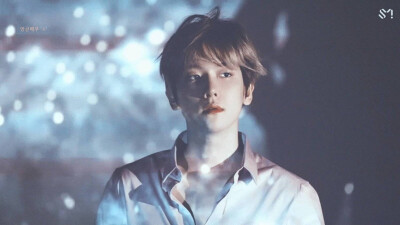 Baekhyun
Season's Greeting
Cr.weibo