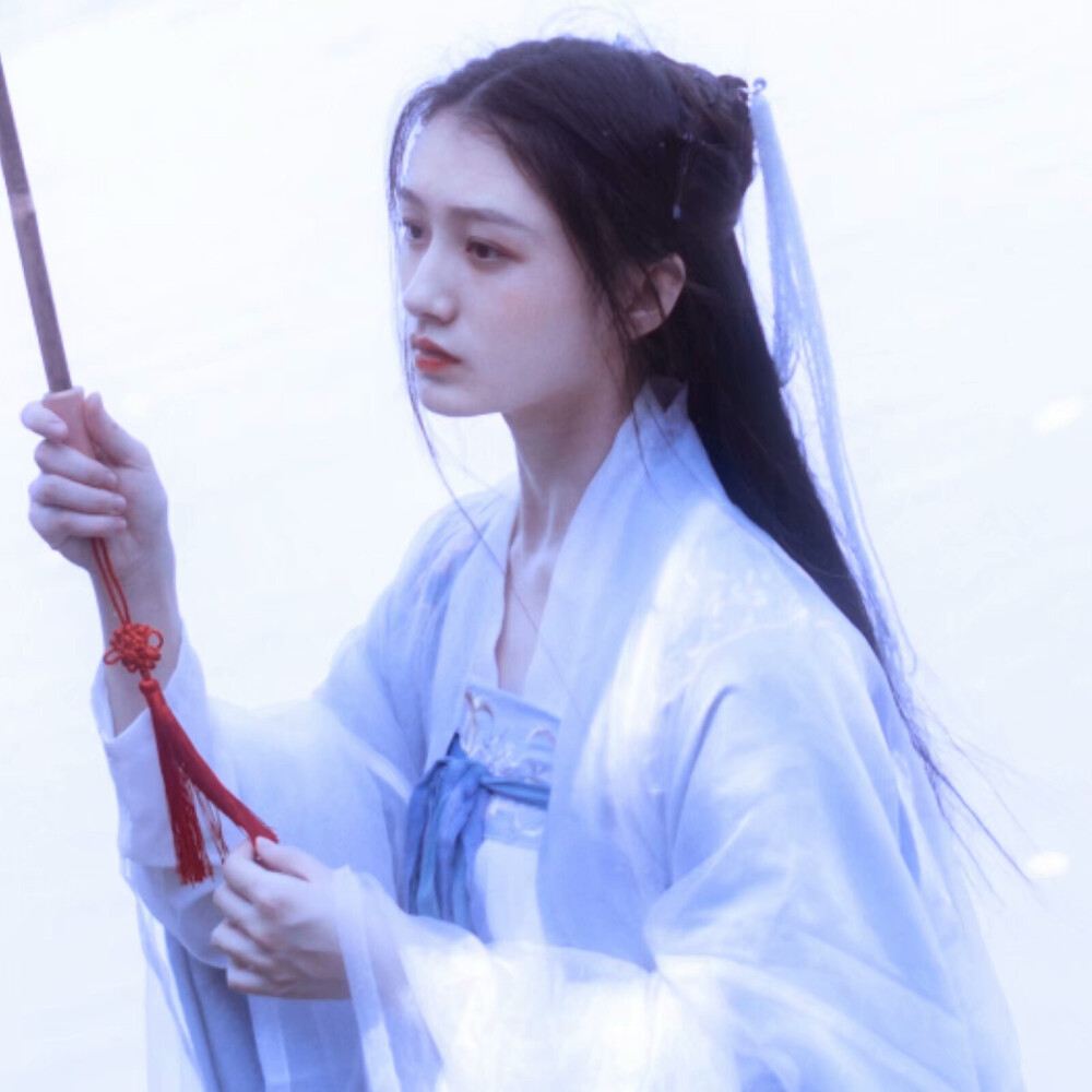 By：世中仙儿 泛轻舟
女生头像［森系］［清新］
出处qq头像库：2771344571