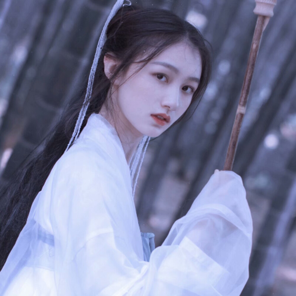 By：世中仙儿 泛轻舟
女生头像［森系］［清新］
出处qq头像库：2771344571