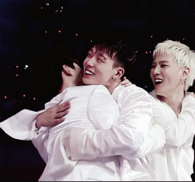 今日份打啵女孩的快乐