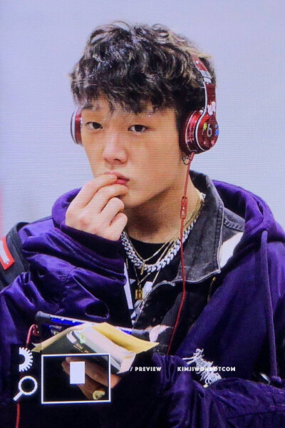 bobby 金知元 机场照