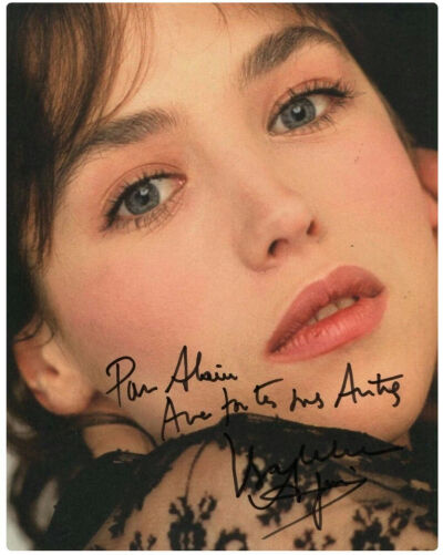 伊莎贝尔阿佳妮
Isabelle Adjani 1955年～
法国女演员.第7/9/14/20/35届法国凯撒奖最佳女演员