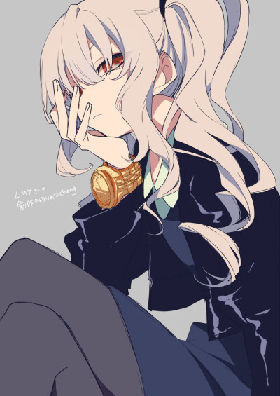 Pixiv：望月けい