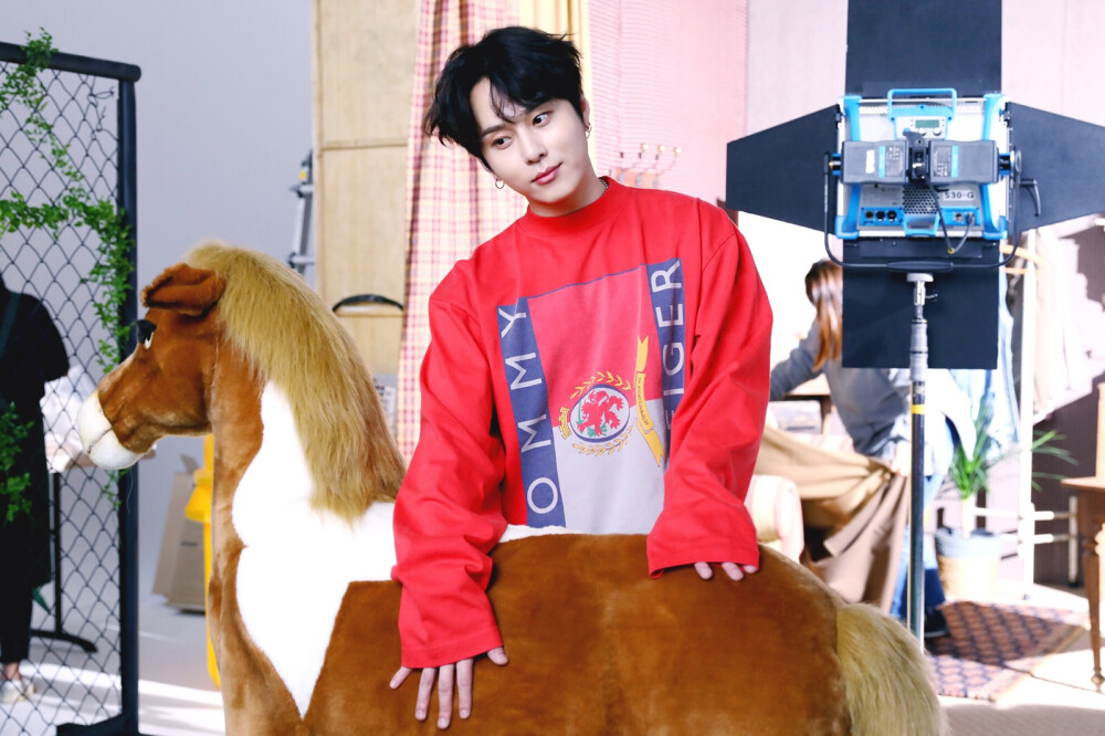 龙俊亨 喔喔生日贺图